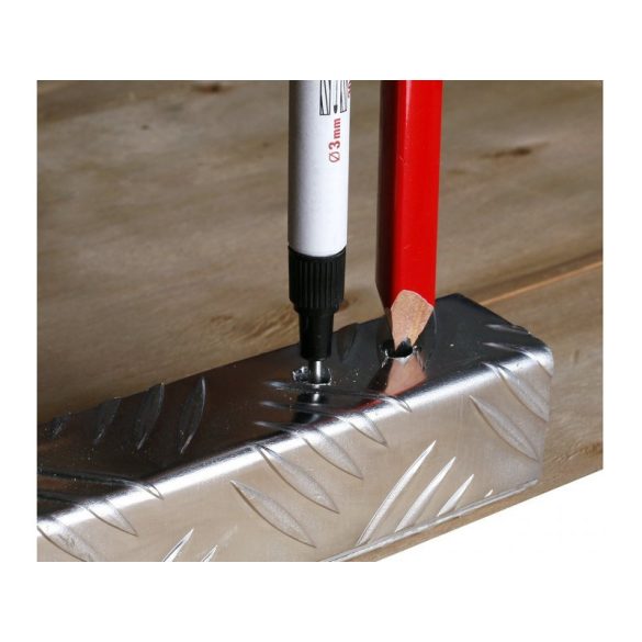 Filc fekete hosszú heggyel Festa