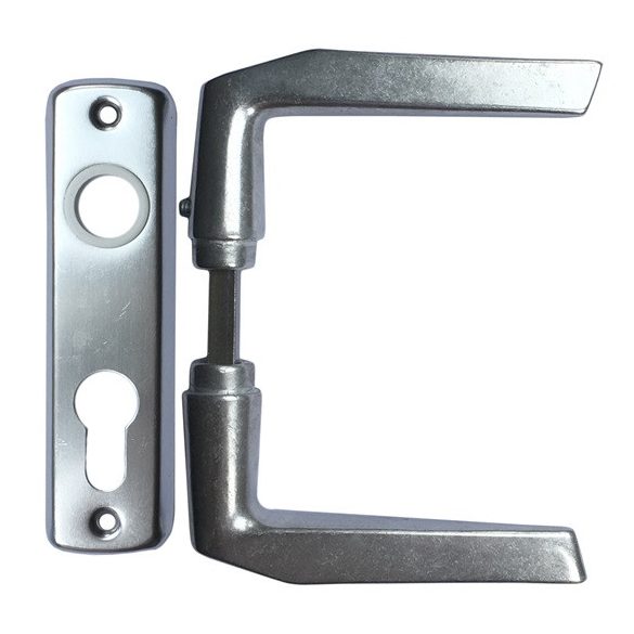 Ajtókilincs + ajtócím 55 mm cilinderes ezüst