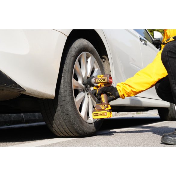 INGCO Akkus ütvecsavarozó 1/2" 850 Nm szénkefe nélküli 20 V (akku és töltő nélkül)